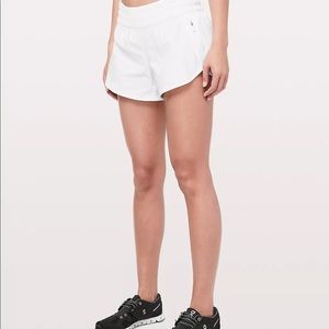 Lululemon Tracker Short IV 4”